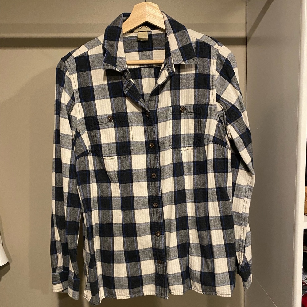 Women’s Duluth Trading Company Navy/Cream Flannel Shirt